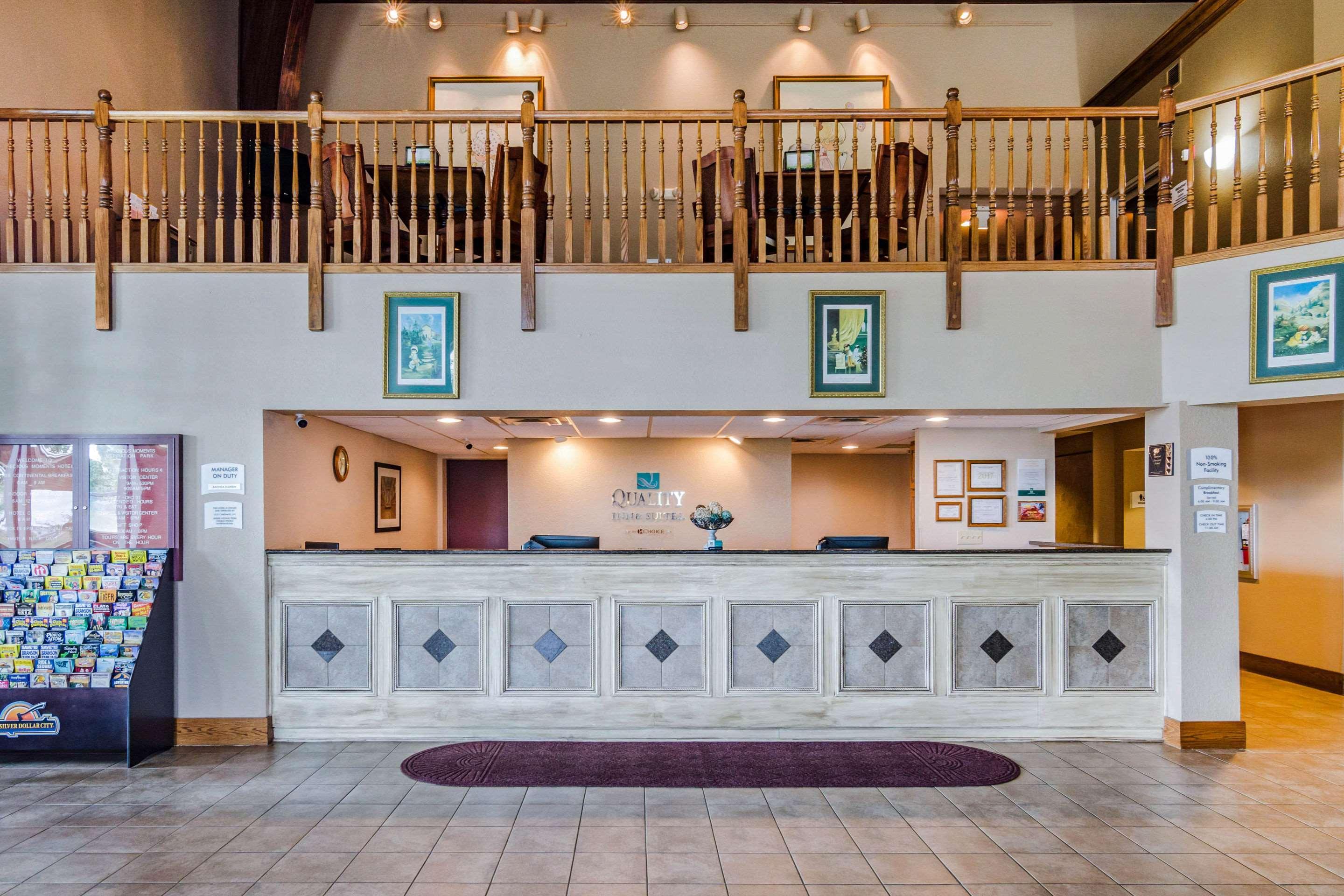 קרת'ג' Quality Inn & Suites מראה חיצוני תמונה